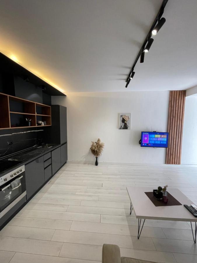 Your Apartment Tirana City Centre Exterior photo