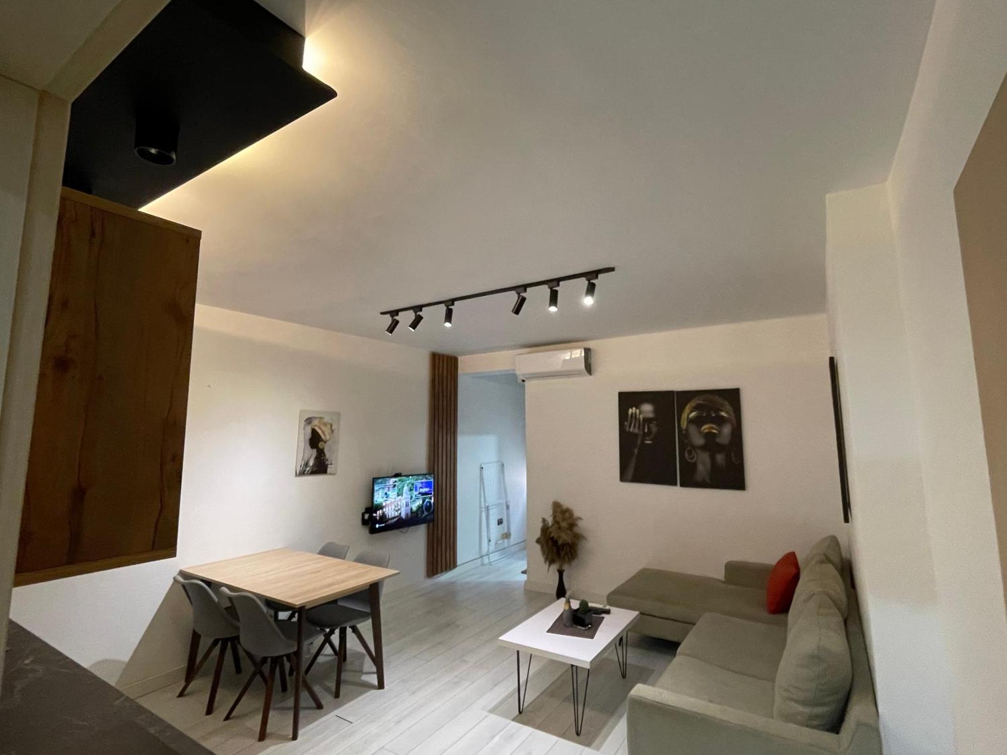 Your Apartment Tirana City Centre Exterior photo
